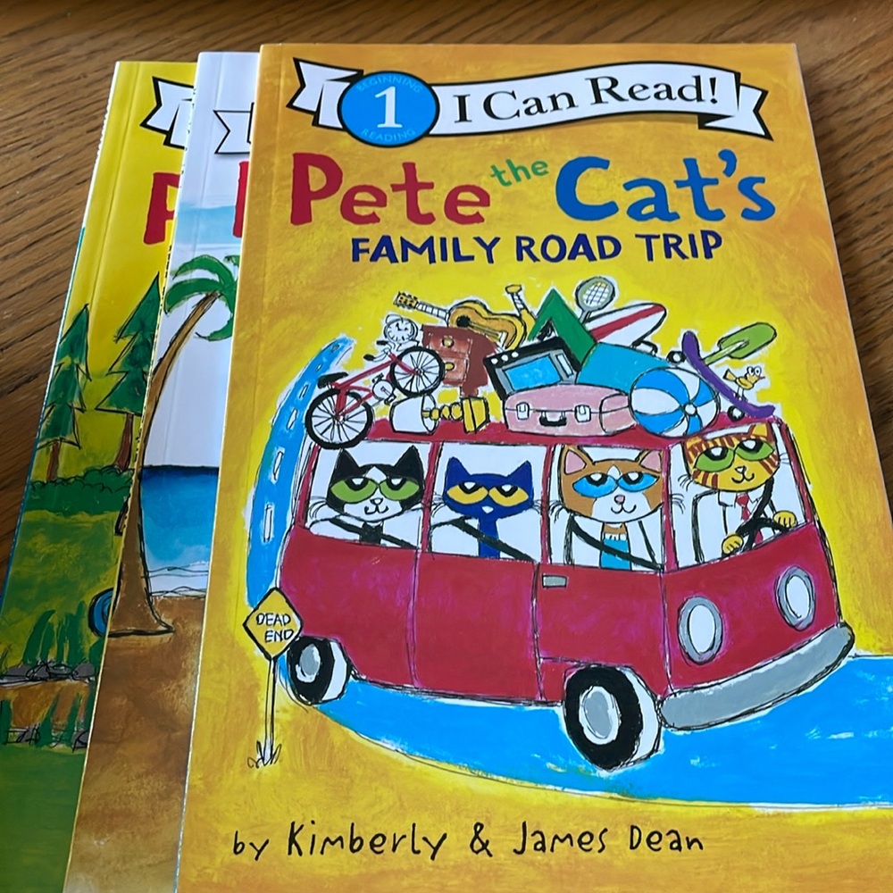 3 Pete the Cat “I Can Read!” Summer Themed Books NEW